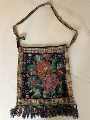 Hippie-Boho Indie Whimsygoth Boho Floral Tapestry Cross Body Bag Large 14  X 13 