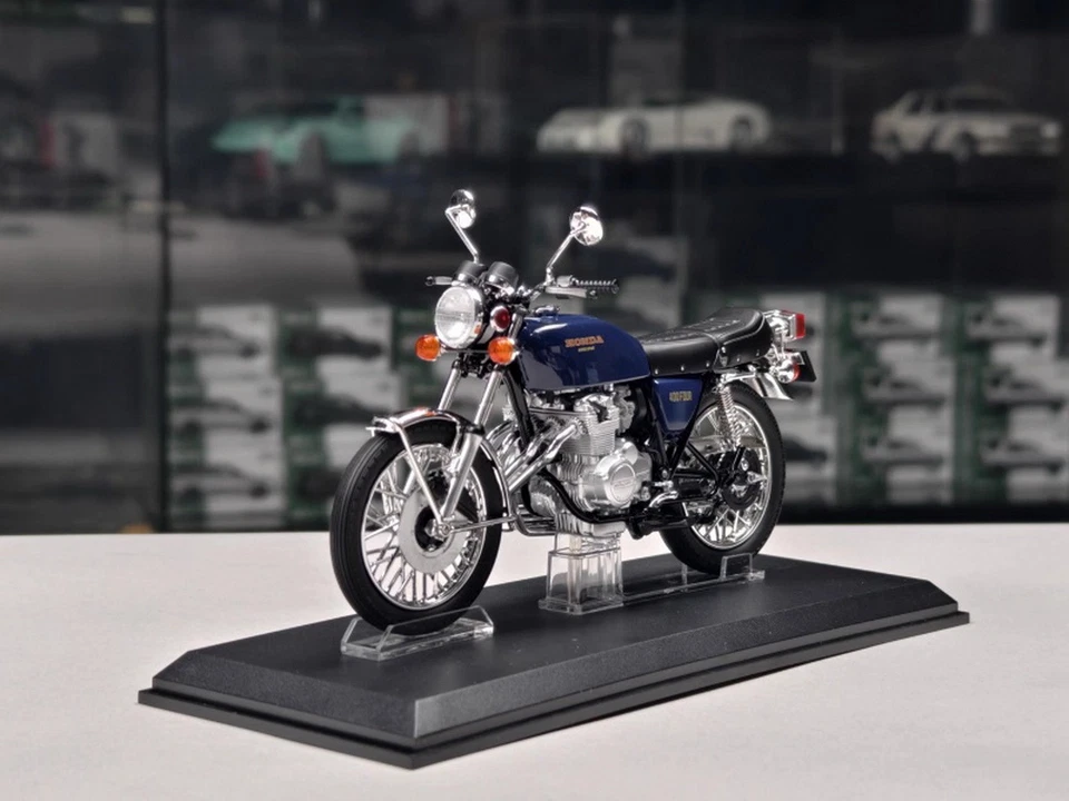 AOSHIMA 1/12 Scale HONDA 400FOUR Blue Motorcycle Diecast Model Toy  - Bild 2 von 4