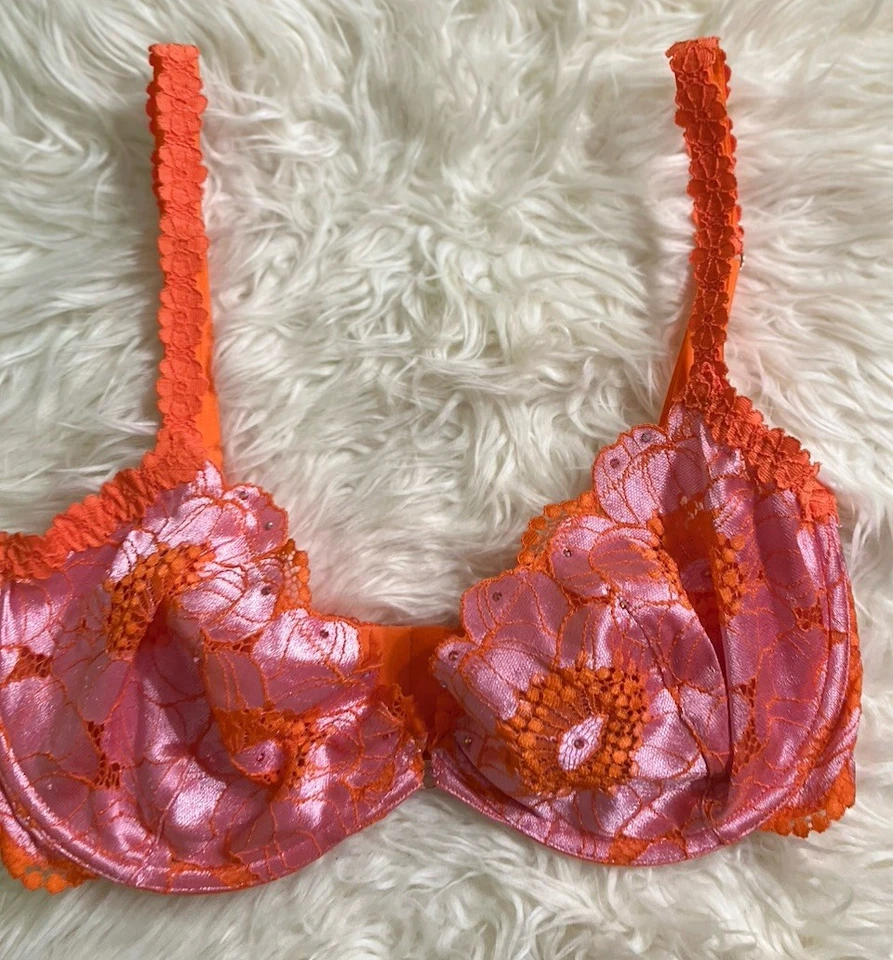 Sujetador Savage X Fenty Perfect Amapolas Naranja Rosa Sin Forro Encaje Demi Con Aros 34DDD Foto 4 de 4