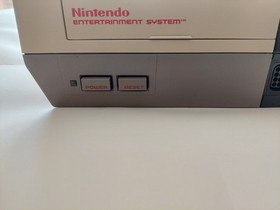 Original Nintendo NES Console OEM + Controllers + Zapper &ndash; Tested Works &ndash; AS-IS