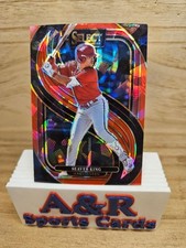 2025 Select Premier #122- Seaver King - Premier Red Cracked Ice Prizm #96/199