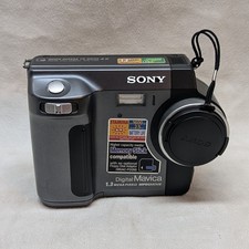 VTG Sony Mavica MVC-FD85 Digital Still Camera For Parts Or Repair No Battery