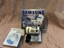 Samsung Digital Camera Digimax 240 2.0MP Silver Tested - No charger - Untested