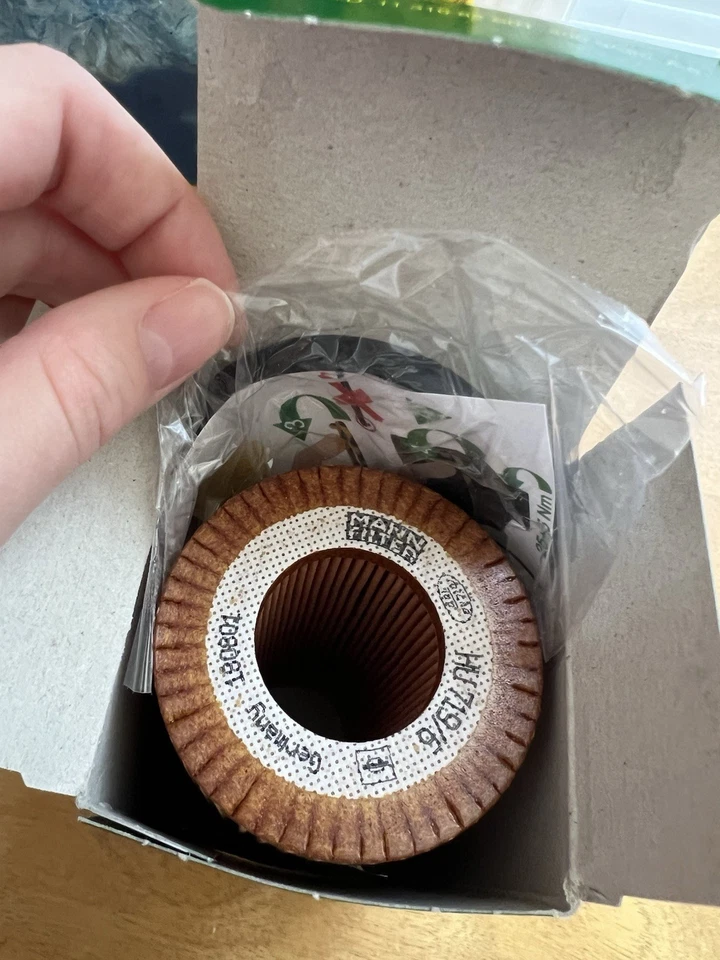 Масляный фильтр Audi VW 06D 115 562 MANN HU719/6x - Изображение 4 из 4