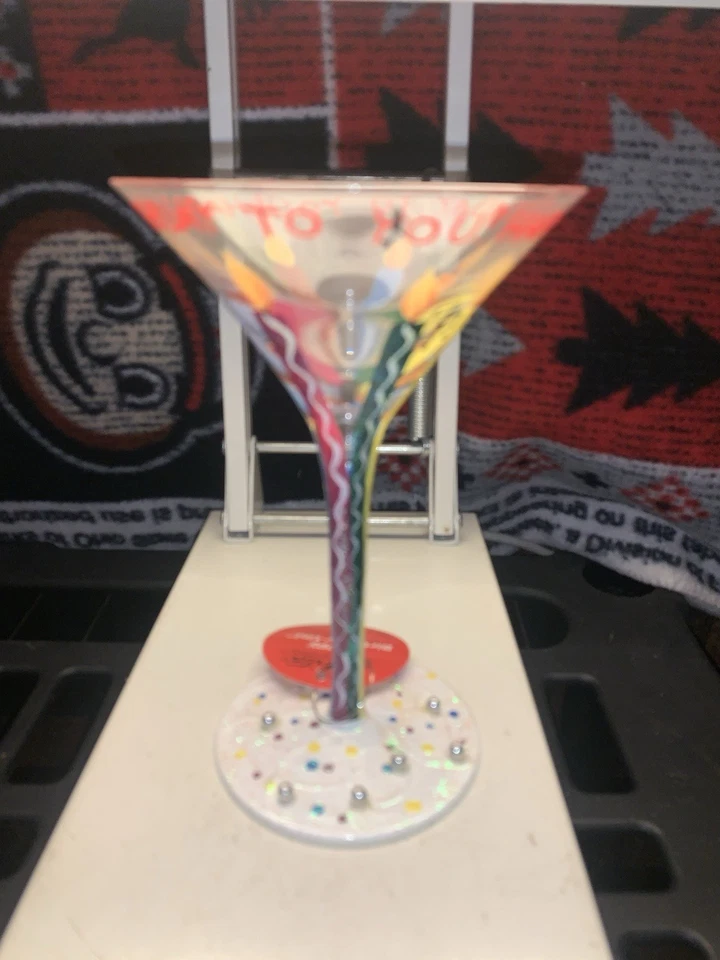 Vaso de Martini Lolita Love My Martini “Feliz Cumpleaños-tini” pintado a mano  Foto 2 de 4