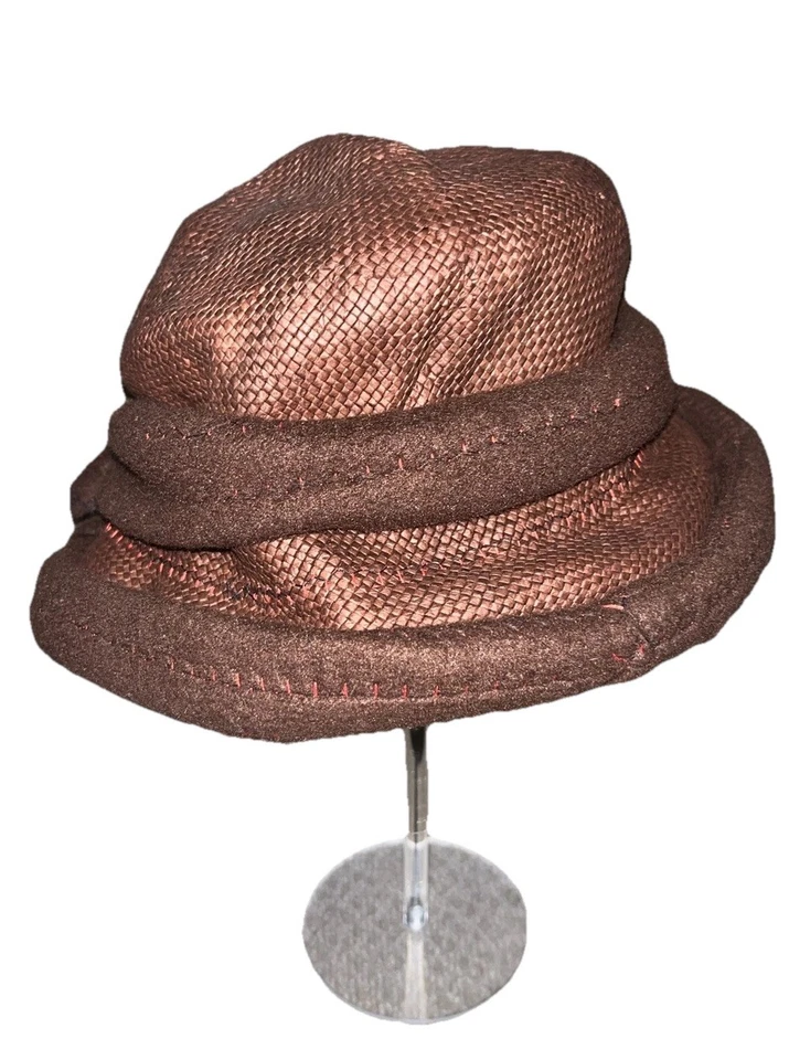 Zoey Brown Fidora Straw 复古棕色教堂帽 — 第 4/4 张图片