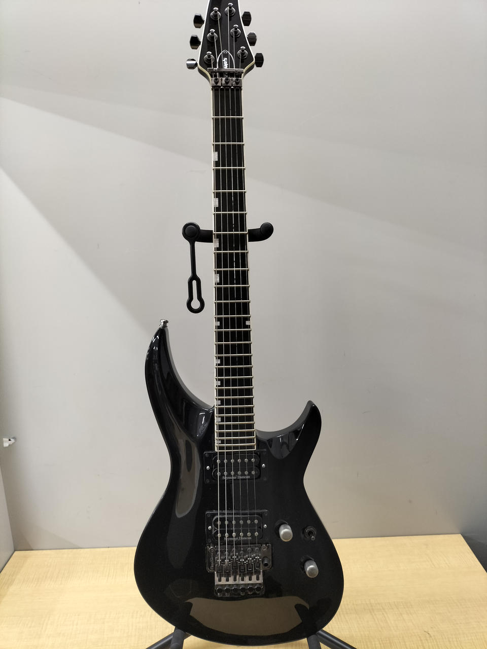 Edwards フライングVタイプ 【希少】EDWARDS E-FV-103B フライングV 