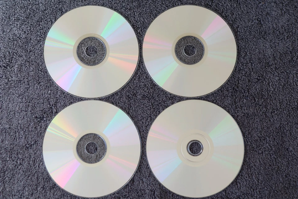 Microsoft Flight Simulator 2004 - PC CD/ROM - 4 Disk Set VGC - Image 3 of 4