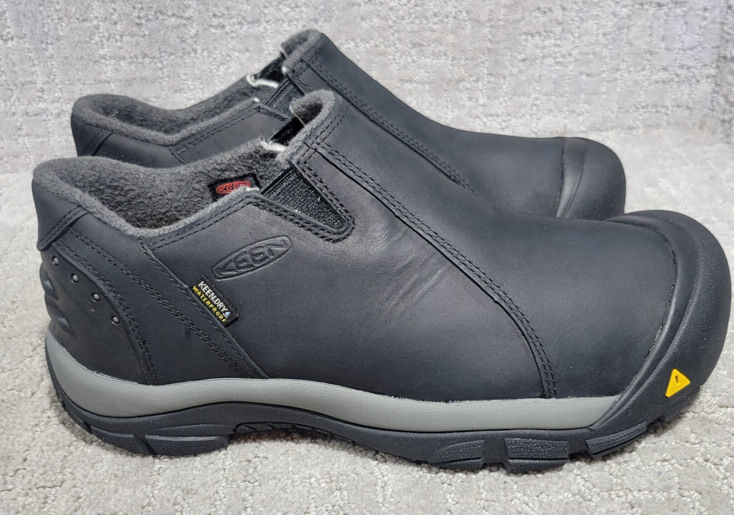 Scarpe da trekking Keen Brixen da uomo taglia US 8 nere gargoyle impermeabili con guscio posteriore.