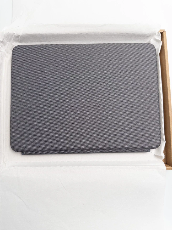 Logitech Combo Touch iPad Air 9.7 inch Oxford Gray - Image 4 of 4