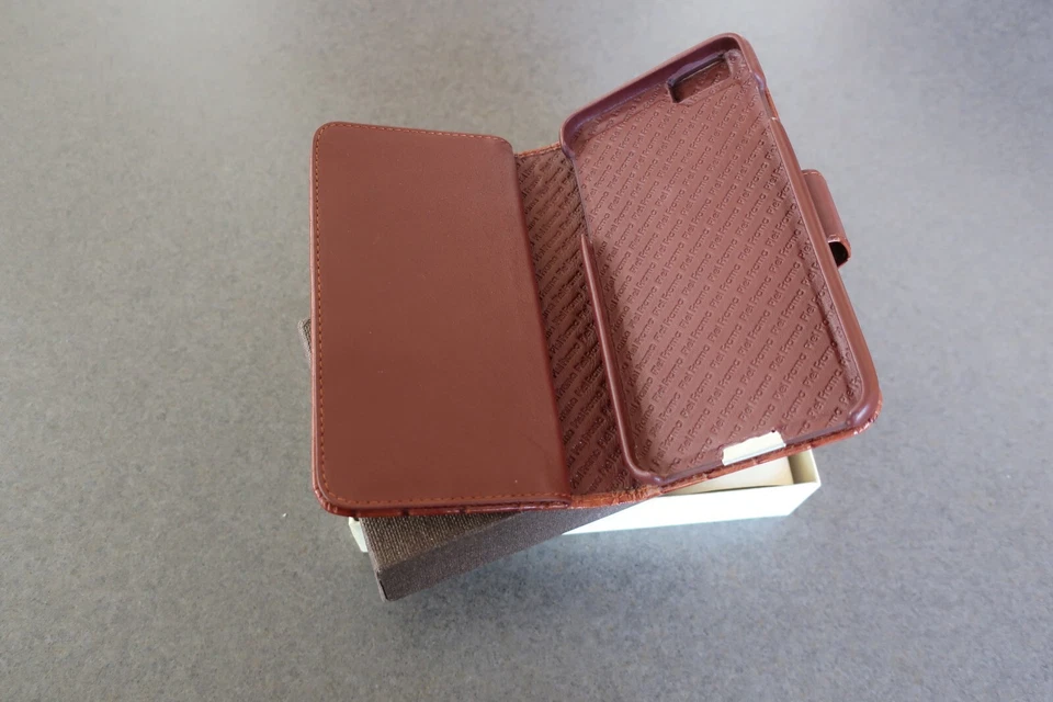 Funda de cuero marrón cocodrilo Piel Frama para Apple iPhone 6 Plus / 6S Plus #107 Foto 3 de 4
