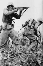 WW2 Picture Photo US Marines with Thompson submachine gun 0403