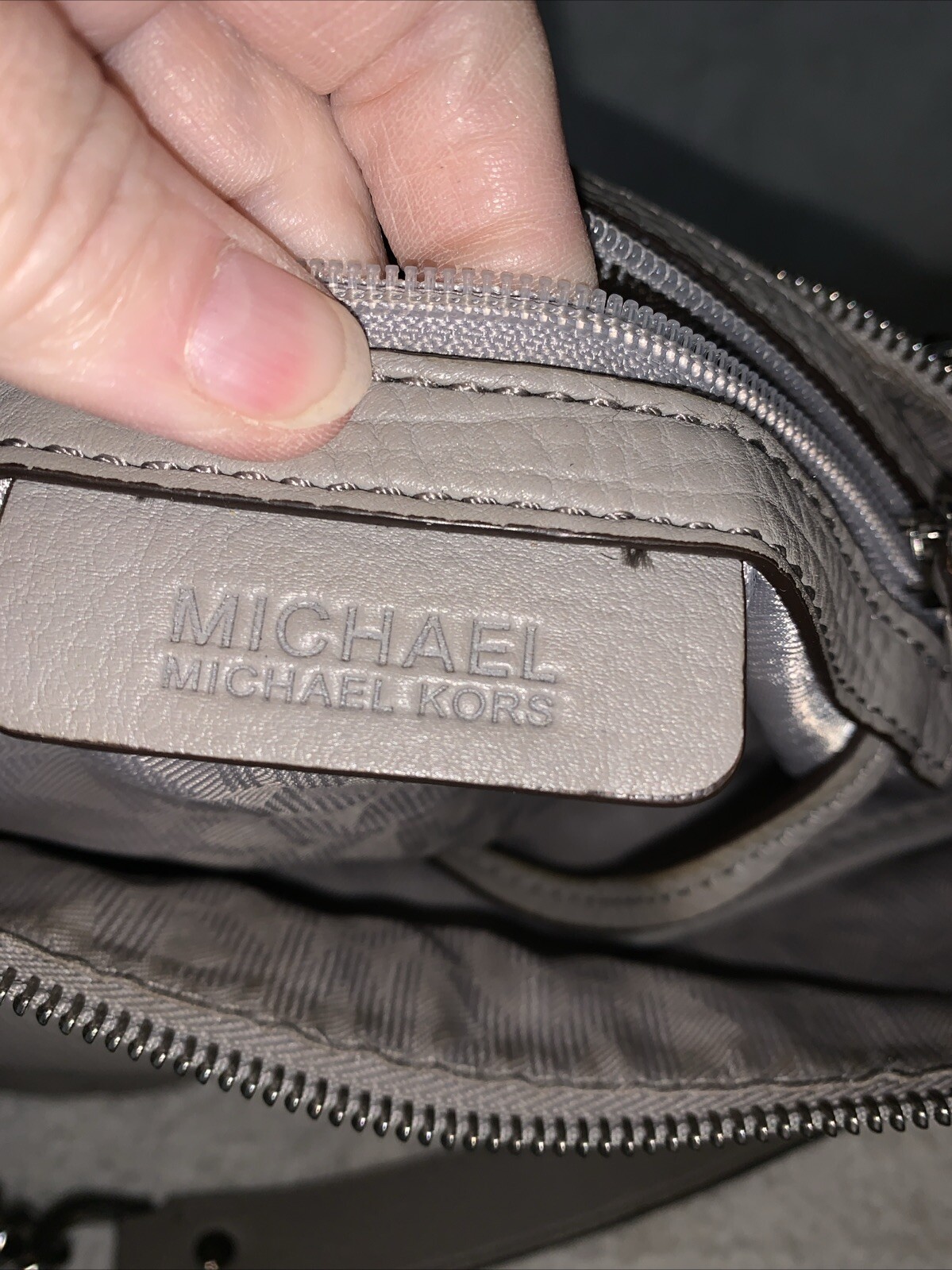 Michael Kors Grey Pebble Leather Hobo Bag Silver Hardware thumbnail 6