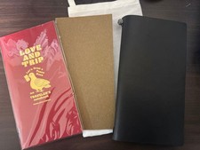 Traveler's Notebook Regular Size Black  BONUS