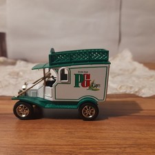 Oxford Diecast BROOKE BOND PG TIPS TEA Ford Model T Van