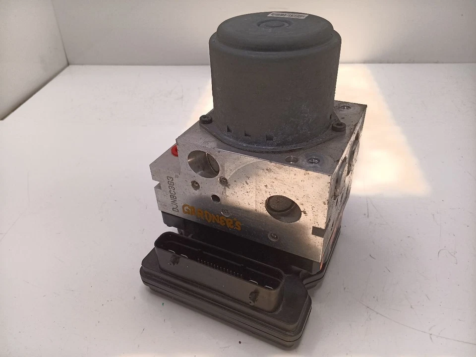 Bomba ABS con crucero adaptativo para Kia Cadenza 2014 2015 2016 Foto 3 de 4