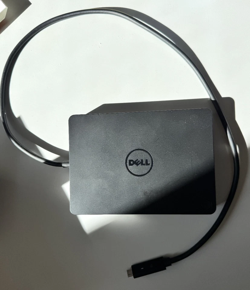 Dell WD15 USB-C Dockingstation - Gebraucht, u.a. HDMI-/Display-Anschluss