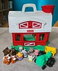 Vintage 1995 Fisher Price Little People Farm Barn, Tractor, and 10 Figures 1997