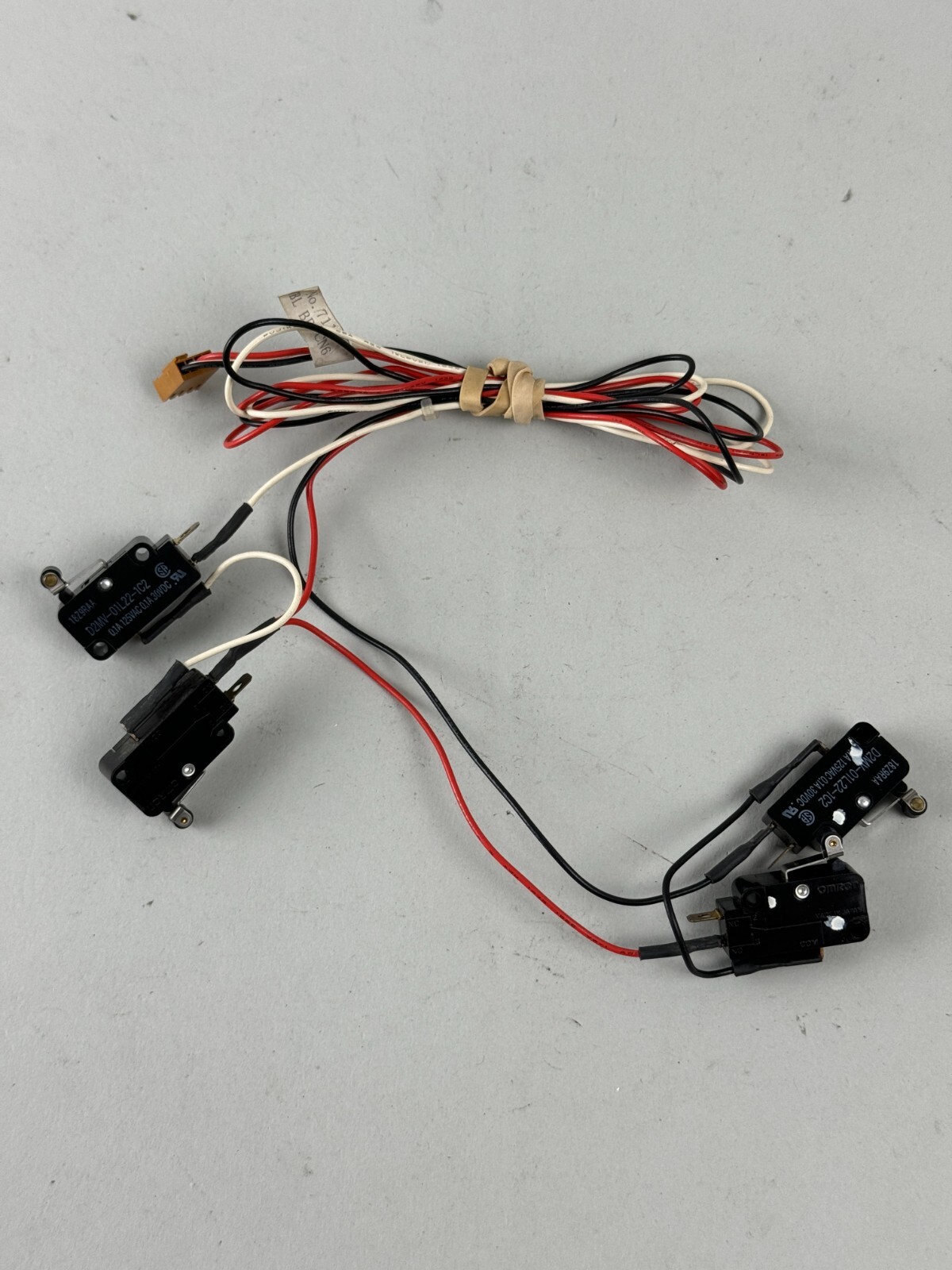 Omron Micro Switch D2MV-01L22-1C2