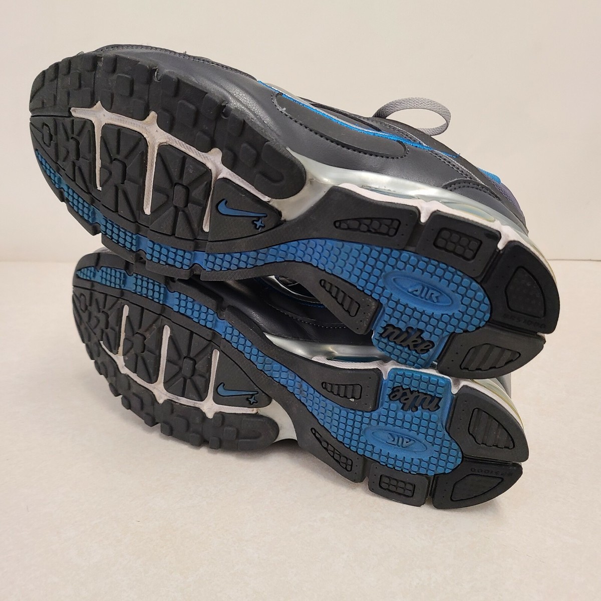 Nike 366373-002 Airmax Refresh Womens Size 9 Running Shoes  display picture 1