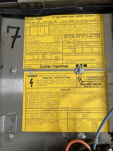 Stainless Steel Cutler Hammer DH361UWK 30 Amp 600V Heavy Duty Safety Switch - Picture 3 of 9