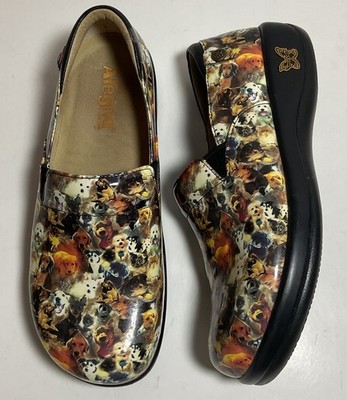 Alegria Keli Paws Up Dog Print Clogs Loafers Shoes Women Sz 39 US 8.5-9 Whimsy