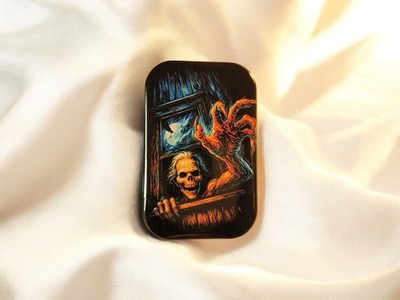 Skelett Hand durchs Fenster   Creepy Tales Horror Art   Grusel Haus Magnet
