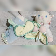 Vintage Eden Lamb Sheep and Lion Plush Musical Crib Pull Toy Lullaby