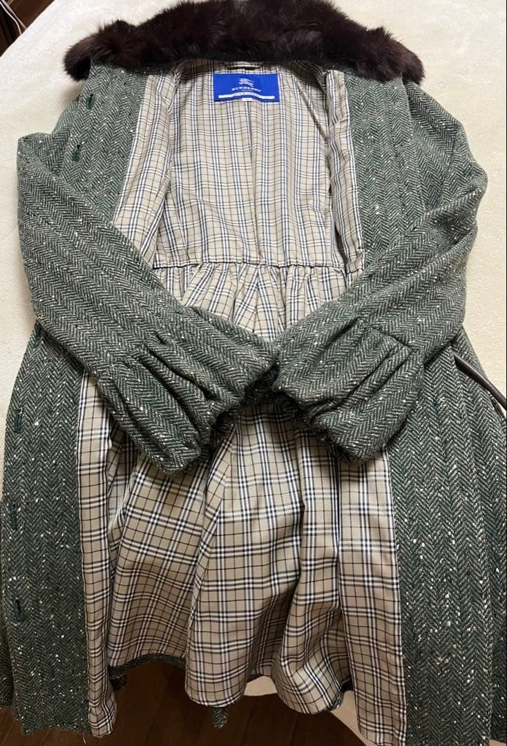 Burberry   Blue Label Tweed Dress Coat (Collar Rabbit Fur) thumbnail 9
