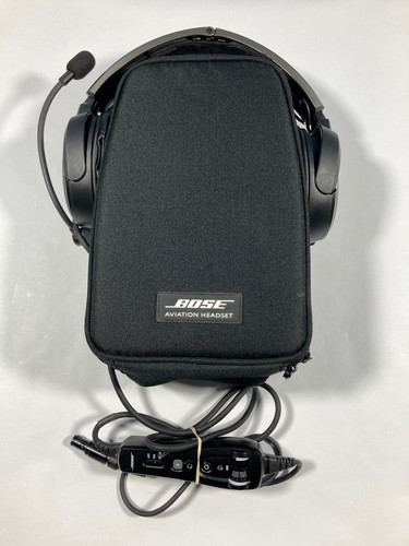 Bose A20 Aviation Headset w/LEMO 6 Pin Plug ,Bluetooth, and Soft Case Used Cond.