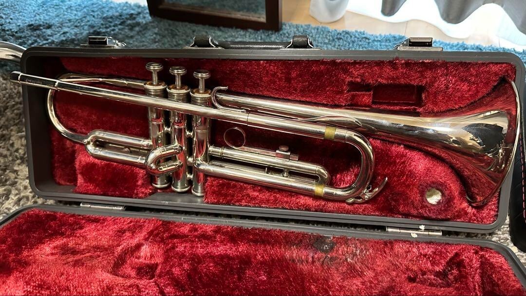 YAMAHA YTR-136 Trumpet Wind Musical Instrument Hard Case
