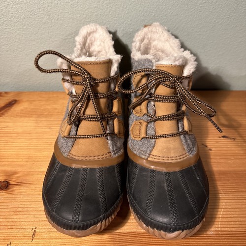 Sorel women’s Out N About Plus Waterproof Duck Boots Size 7 NL3150-052 NICE! - Picture 5 of 12