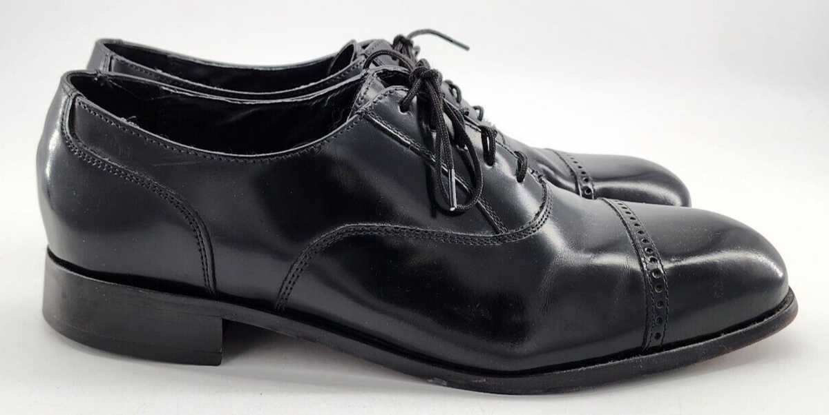 Florsheim Black Leather Cap Toe Oxford Shoe Lace Closure 