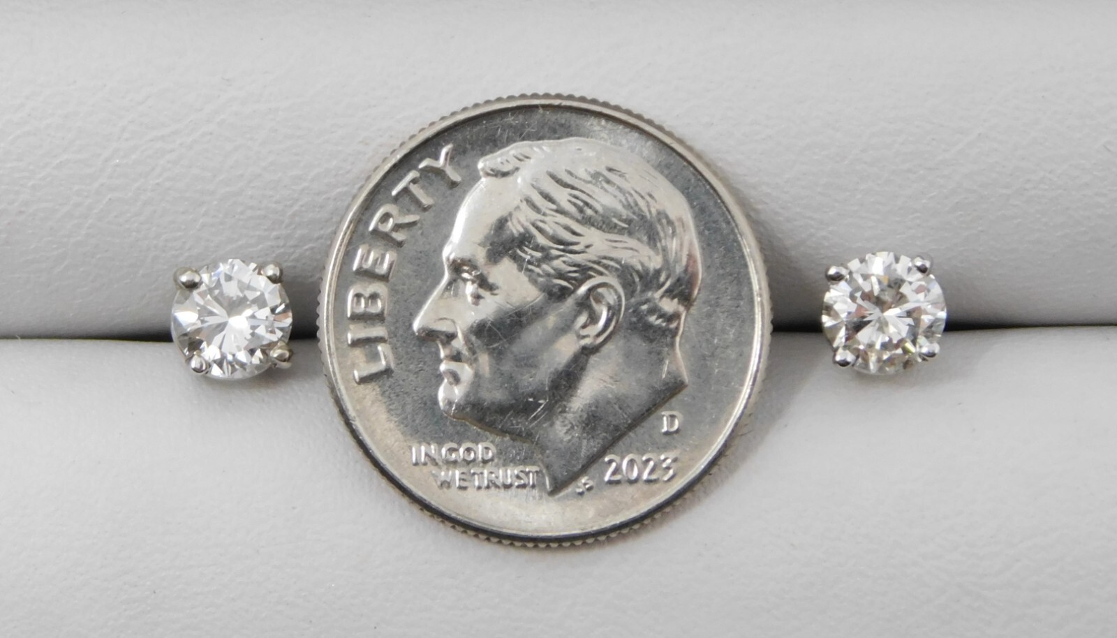 14 kt White Gold Pair of ∼4.5 mm OEC Diamond Stud Pierced Prong Earrings B6655