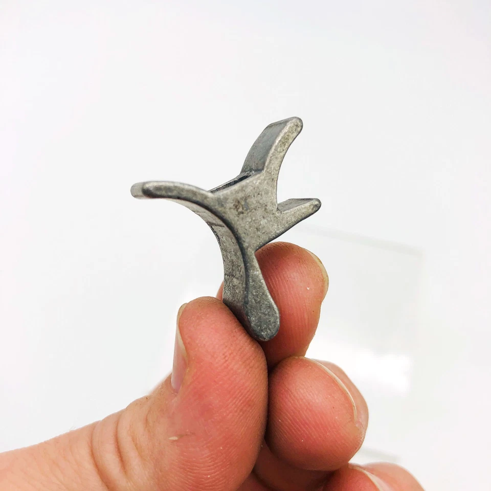 Ahorrador de línea Poulan 530092807 para recortadora OEM nuevo stock antiguo nuevo suelto sin paquete Foto 4 de 4