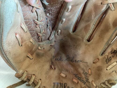 Vintage Wilson Kirk Gibson And All Pro Leaguer Baseball Glove/Mitts. Lot Of 2.  - 第 1/11 張圖片