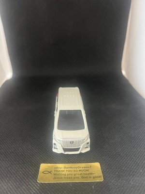 White Toyota Alphard Like Sienna Tomica No. 12 - 3 inches