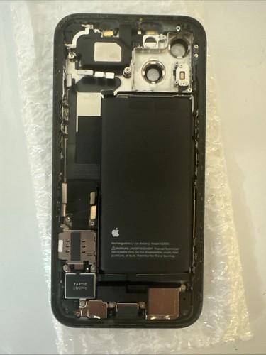 Cadre vert iPhone 13 - Photo 1 sur 2