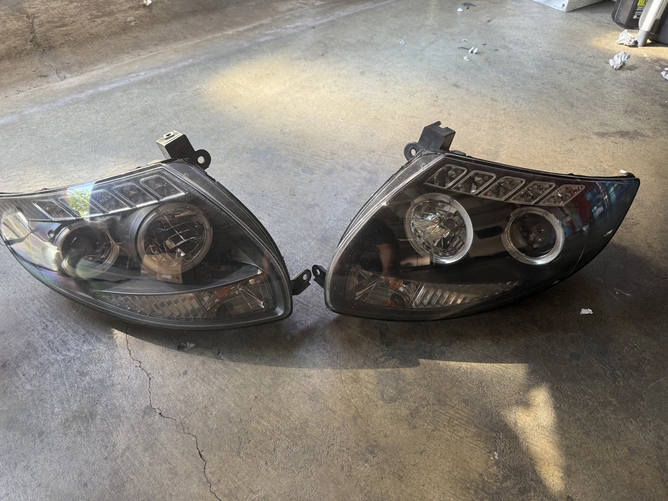 Infiniti G35 2003 a 2006 cupé izquierdo+derecho juego faros LED xenón laterales Q8201 DG Foto 2 de 4