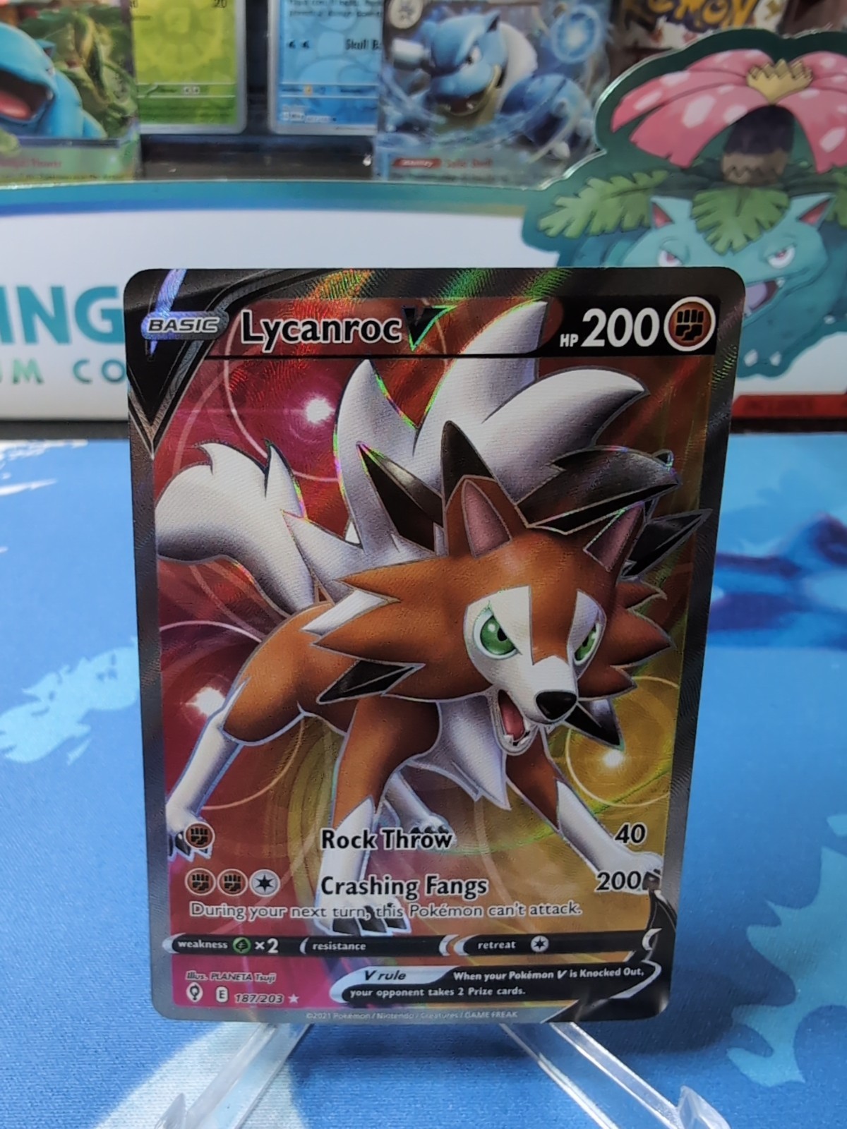 Lycanroc V (Full Art) 187/203 Pokemon Ultra Rare SWSH07: Evolving Skies Card NM