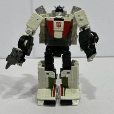 Transformers Wheeljack Complete Earthrise Deluxe Class
