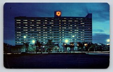 Postal vintage Hilton Hotel Vista Nocturna Acapulco México vista nocturna años 60