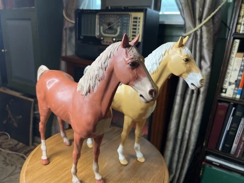 Vintage Marx Johnny West Horses 1965 Thunderbolt Red Sorrel  Wheels tan Lot Of 2