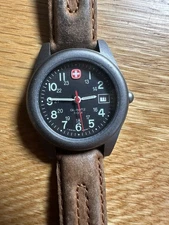 Swiss Army Wenger Vintage 1996 SAK Unlimited Marlboro Brown Leather Men's Watch