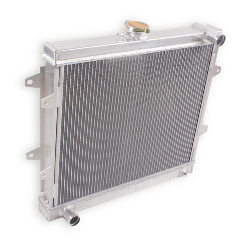 3 Row Aluminum Radiator for 1984-1995 Toyota Pickup 4Runner 22R 22RE 22REC 2.4L