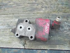 International 504 Utility Ih Tractor Power Steering Flow Valve