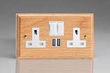 Varilight XK5U2SOW Kilnwood Oak 2 Gang Wooden Double 13A Plug Socket 2.1A USB