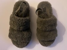 UGG Olive Platform Slide Slippers Sherpa Womens US 8