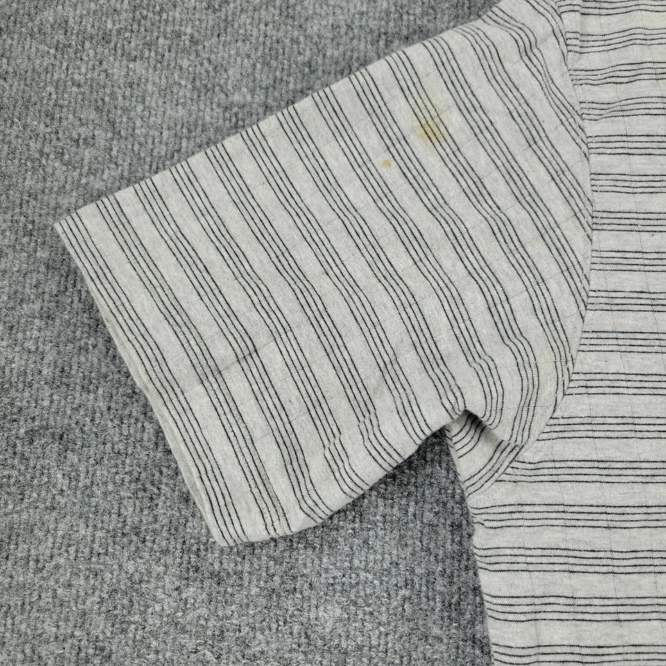 Рубашка мужская Calvin Klein большая серая в полоску с v-образным вырезом пуловер с коротким рукавом для взрослых L - Изображение 4 из 4