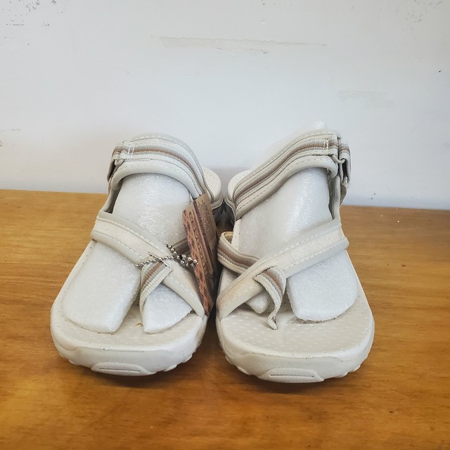 skechers women's reggae soundstage sandal